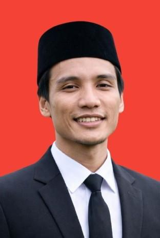 LURUS IMAM SANTOSO, S.Pd., M.Pd.I. 